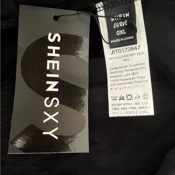 SHEIN Mesh Cover - Picture 2 of 3